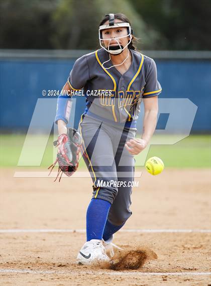 Thumbnail 2 in Mira Mesa @ Rancho Bernardo (Mater Dei Invitational) photogallery.