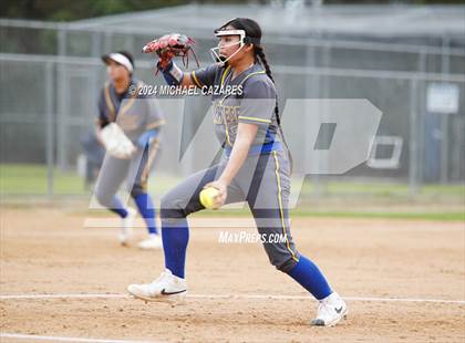 Thumbnail 2 in Mira Mesa @ Rancho Bernardo (Mater Dei Invitational) photogallery.