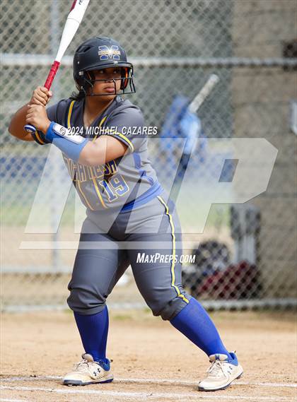 Thumbnail 3 in Mira Mesa @ Rancho Bernardo (Mater Dei Invitational) photogallery.