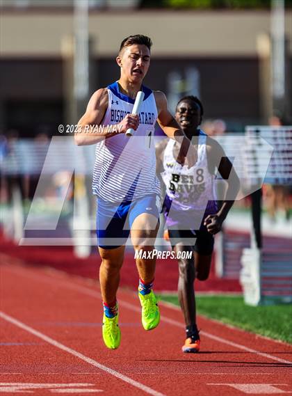 Thumbnail 3 in IHSAA Regionals photogallery.
