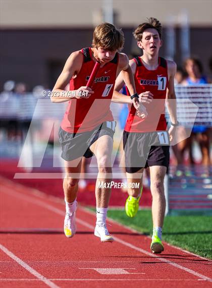 Thumbnail 1 in IHSAA Regionals photogallery.