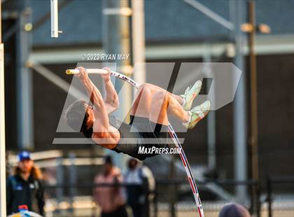 Thumbnail 1 in IHSAA Regionals photogallery.