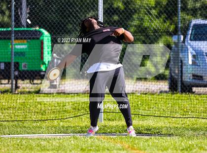 Thumbnail 3 in IHSAA Regionals photogallery.
