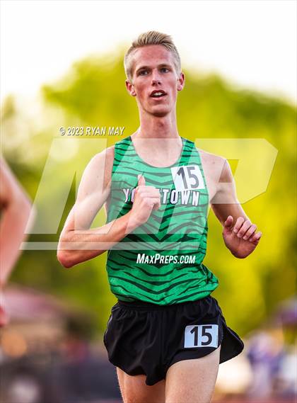 Thumbnail 3 in IHSAA Regionals photogallery.