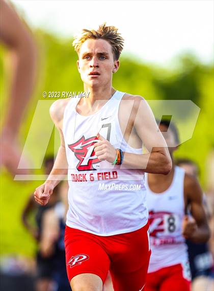 Thumbnail 1 in IHSAA Regionals photogallery.