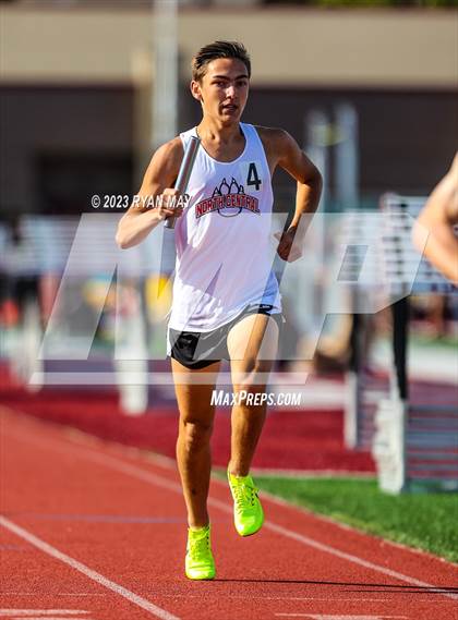 Thumbnail 3 in IHSAA Regionals photogallery.