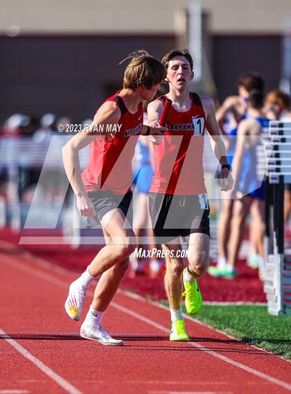 Thumbnail 3 in IHSAA Regionals photogallery.