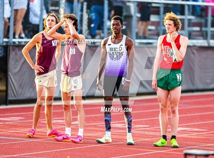 Thumbnail 3 in IHSAA Regionals photogallery.