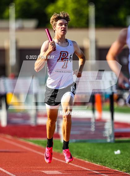 Thumbnail 3 in IHSAA Regionals photogallery.