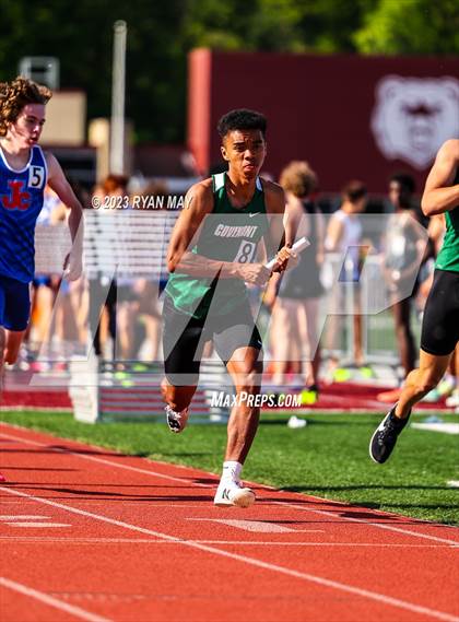 Thumbnail 1 in IHSAA Regionals photogallery.