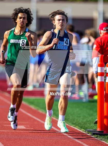 Thumbnail 1 in IHSAA Regionals photogallery.