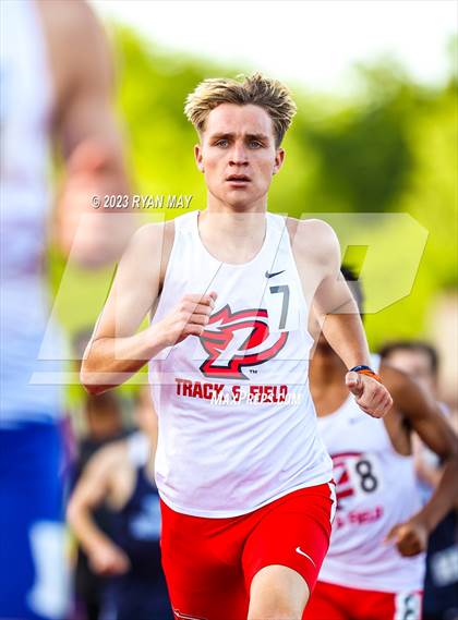 Thumbnail 3 in IHSAA Regionals photogallery.