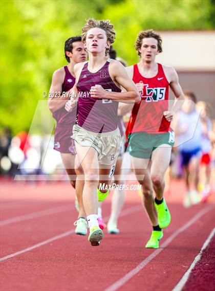 Thumbnail 1 in IHSAA Regionals photogallery.