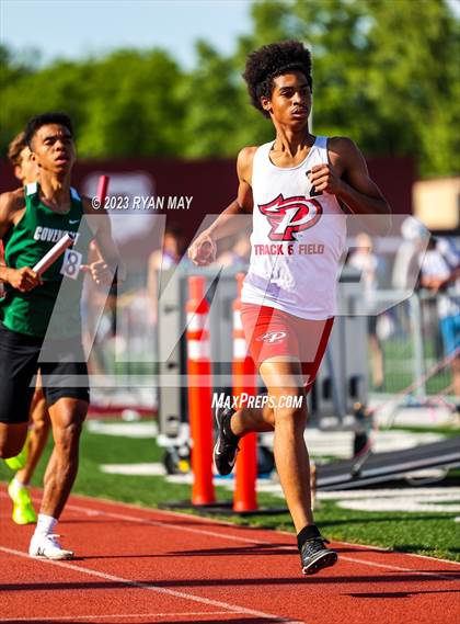 Thumbnail 2 in IHSAA Regionals photogallery.