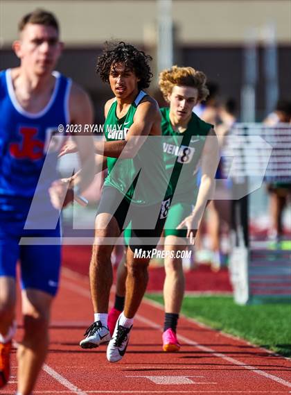 Thumbnail 3 in IHSAA Regionals photogallery.