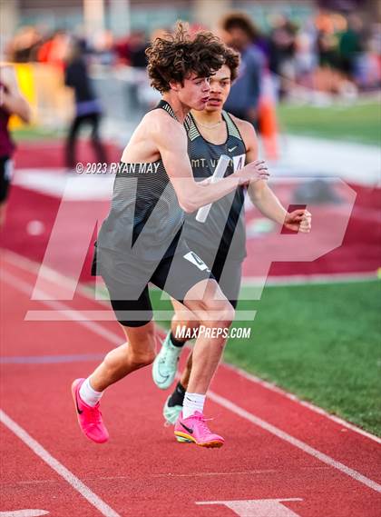 Thumbnail 1 in IHSAA Regionals photogallery.