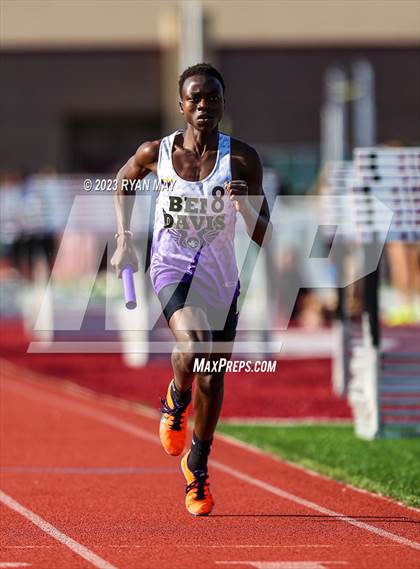 Thumbnail 1 in IHSAA Regionals photogallery.
