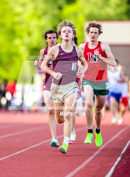 Thumbnail 3 in IHSAA Regionals photogallery.