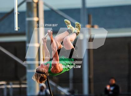 Thumbnail 2 in IHSAA Regionals photogallery.