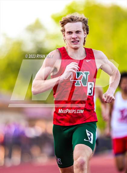 Thumbnail 3 in IHSAA Regionals photogallery.