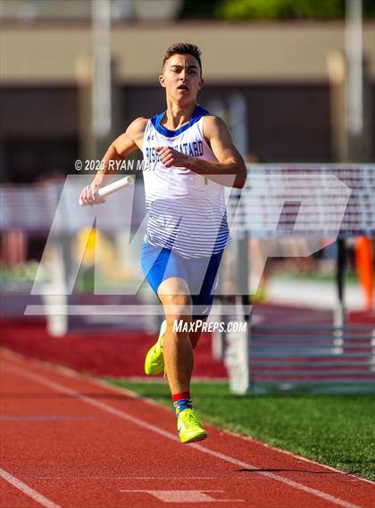 Thumbnail 1 in IHSAA Regionals photogallery.
