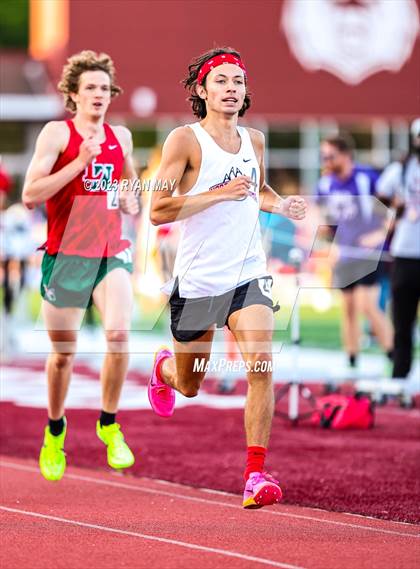 Thumbnail 3 in IHSAA Regionals photogallery.