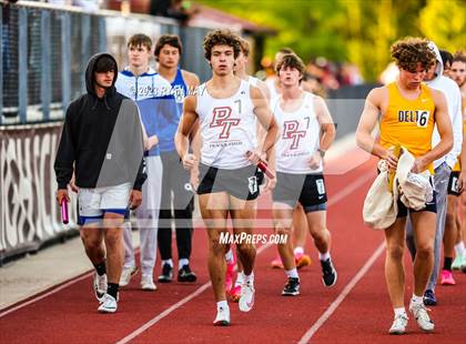 Thumbnail 1 in IHSAA Regionals photogallery.