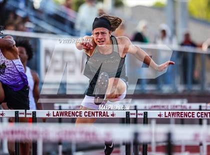 Thumbnail 3 in IHSAA Regionals photogallery.