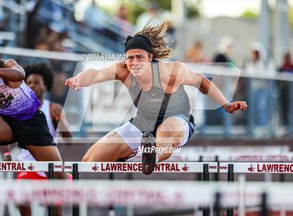 Thumbnail 1 in IHSAA Regionals photogallery.