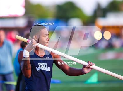 Thumbnail 1 in IHSAA Regionals photogallery.