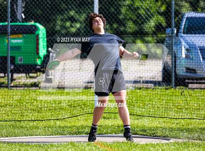 Thumbnail 1 in IHSAA Regionals photogallery.