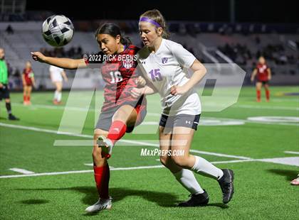Thumbnail 3 in Willis vs MacArthur (UIL 6A Bi-District Area Playoff) photogallery.
