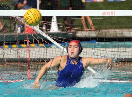 Thumbnail 2 in Davis vs St. Mary's (Davis Fall Classic) photogallery.
