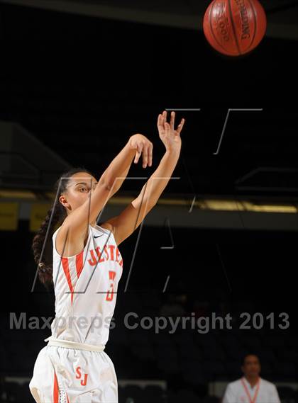 Thumbnail 2 in Saint Joseph vs. Chaminade (CIF SS D3A Final) photogallery.