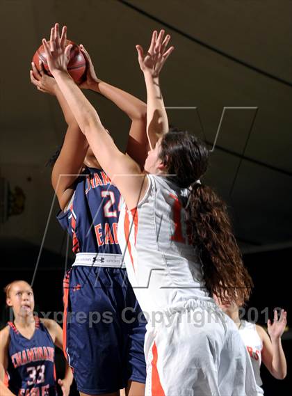 Thumbnail 1 in Saint Joseph vs. Chaminade (CIF SS D3A Final) photogallery.