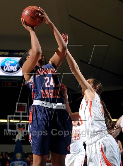 Thumbnail 3 in Saint Joseph vs. Chaminade (CIF SS D3A Final) photogallery.