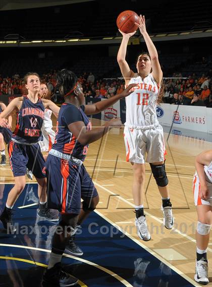 Thumbnail 1 in Saint Joseph vs. Chaminade (CIF SS D3A Final) photogallery.