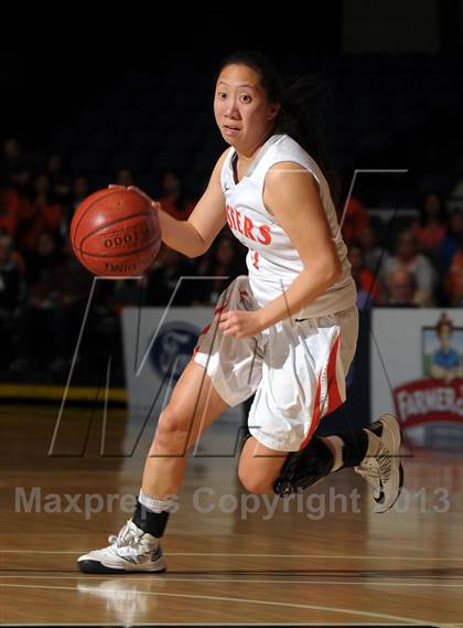 Thumbnail 2 in Saint Joseph vs. Chaminade (CIF SS D3A Final) photogallery.