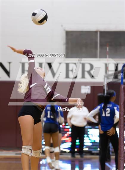 Thumbnail 3 in Riverview Sarasota (Braden River Invitational) photogallery.