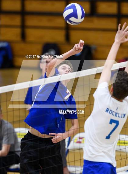 Thumbnail 3 in Rocklin @ Folsom photogallery.