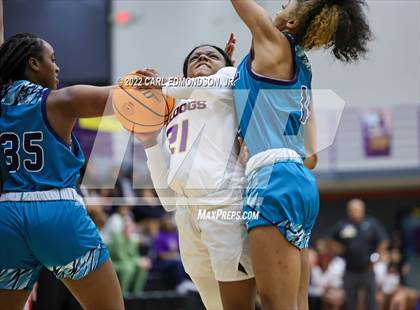Thumbnail 1 in Siegel @ Smyrna photogallery.