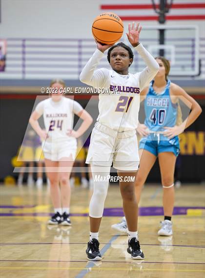 Thumbnail 2 in Siegel @ Smyrna photogallery.