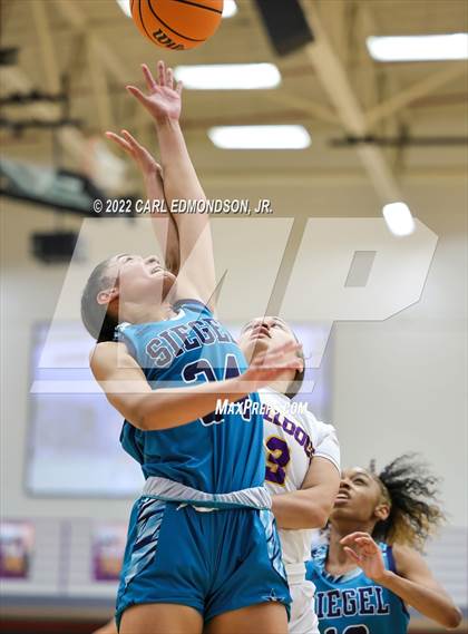 Thumbnail 3 in Siegel @ Smyrna photogallery.