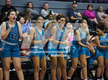Thumbnail 2 in Siegel @ Smyrna photogallery.