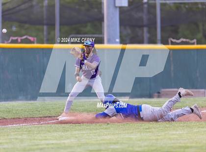 Thumbnail 3 in Sumner Academy @ Piper photogallery.