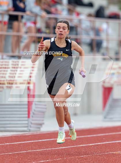 Thumbnail 3 in Cathedral Catholic Tri-Meet photogallery.
