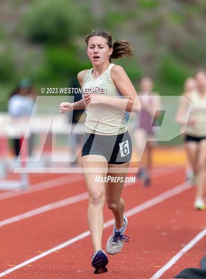Thumbnail 1 in Cathedral Catholic Tri-Meet photogallery.