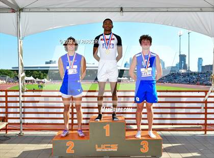 Thumbnail 1 in UIL 4A State Championship photogallery.