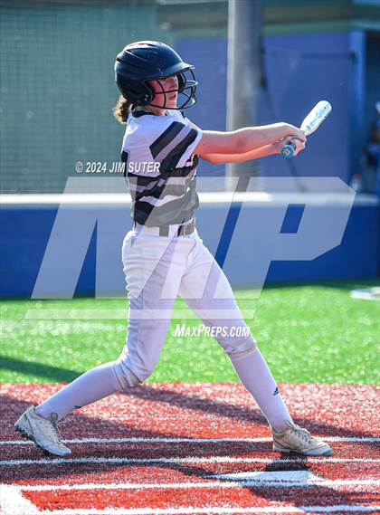 Thumbnail 2 in Slocum vs Moulton (UIL 1A Regional Final) Game 1 photogallery.