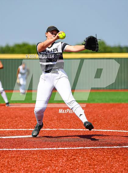 Thumbnail 1 in Slocum vs Moulton (UIL 1A Regional Final) Game 1 photogallery.